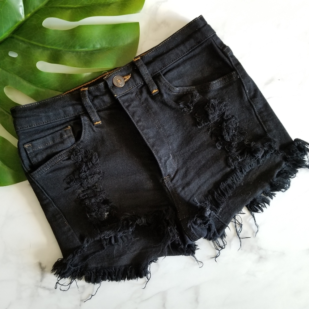 O2 Denim Distressed Shorts - Picture 4 of 4